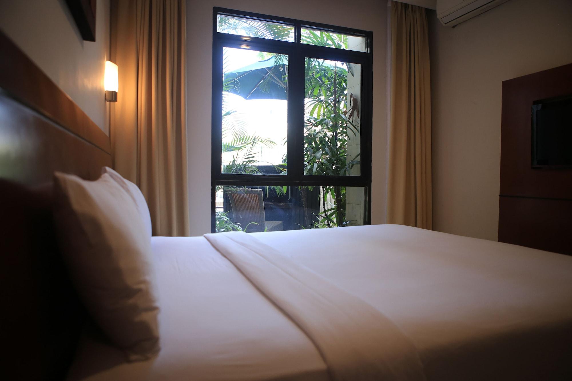 Grand Kuta Hotel And Residence Legian Εξωτερικό φωτογραφία