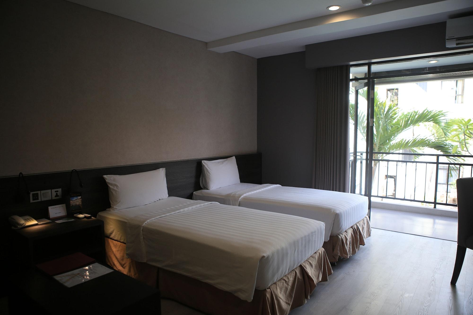 Grand Kuta Hotel And Residence Legian Εξωτερικό φωτογραφία