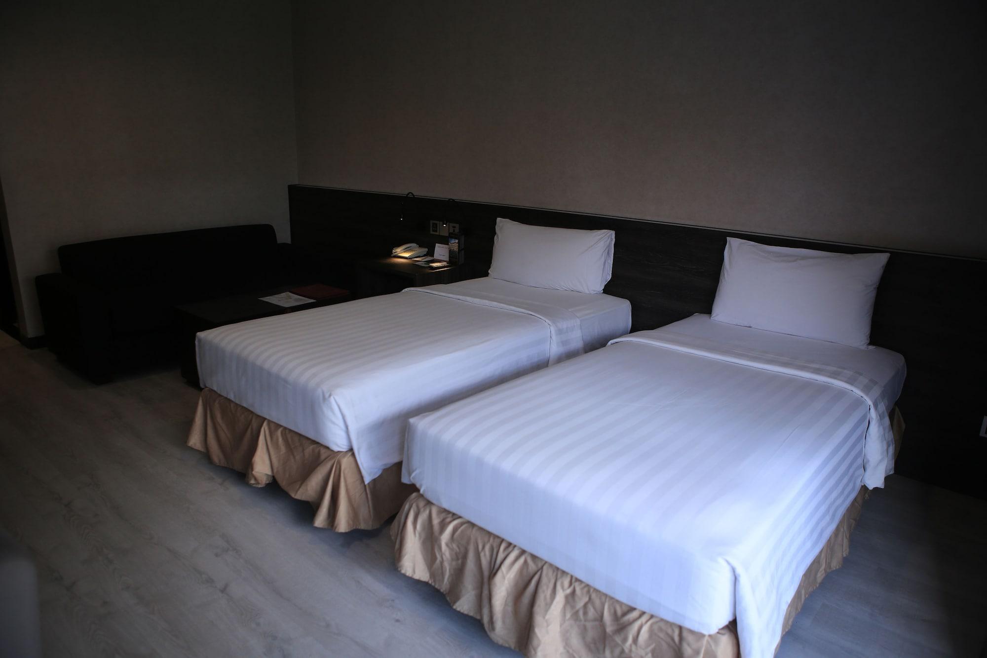 Grand Kuta Hotel And Residence Legian Εξωτερικό φωτογραφία