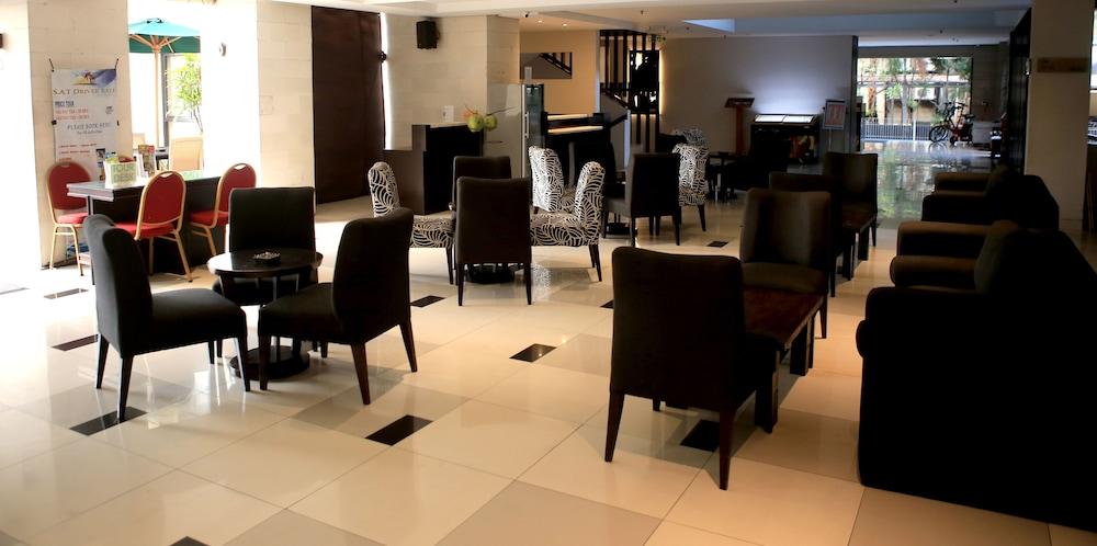 Grand Kuta Hotel And Residence Legian Εξωτερικό φωτογραφία