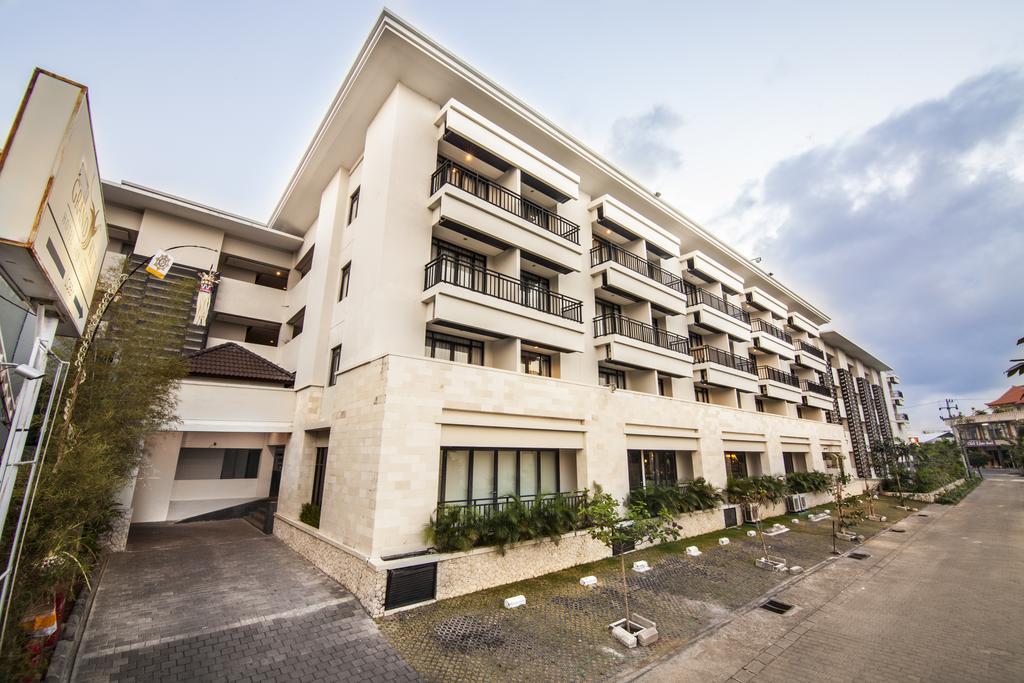Grand Kuta Hotel And Residence Legian Εξωτερικό φωτογραφία