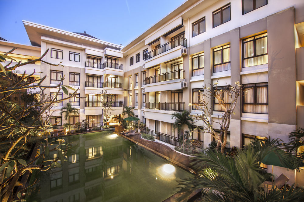 Grand Kuta Hotel And Residence Legian Εξωτερικό φωτογραφία
