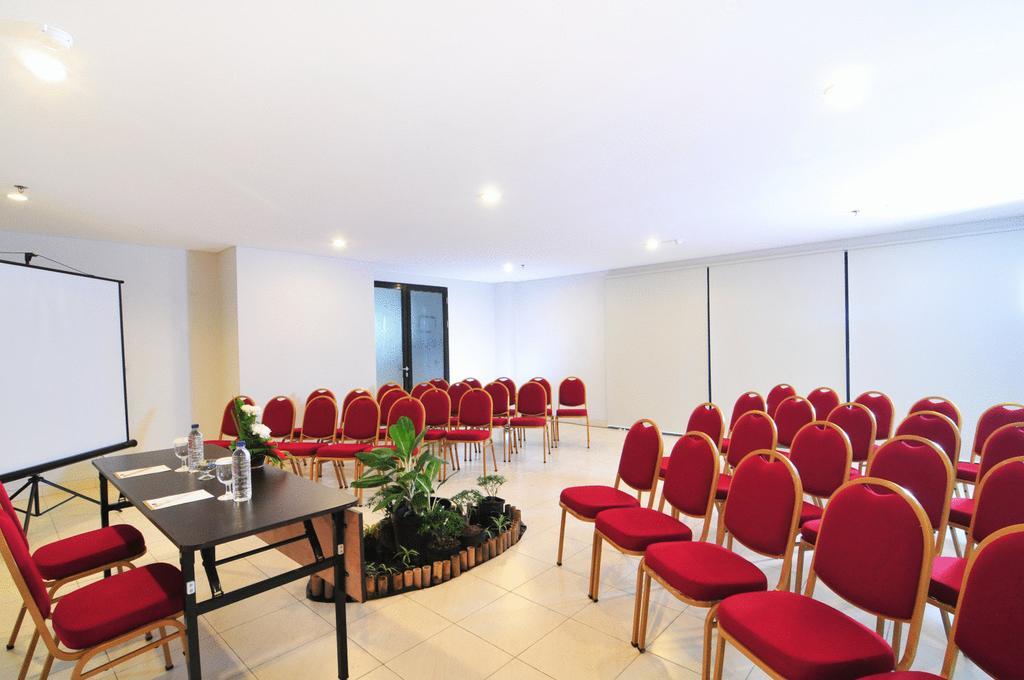Grand Kuta Hotel And Residence Legian Εξωτερικό φωτογραφία
